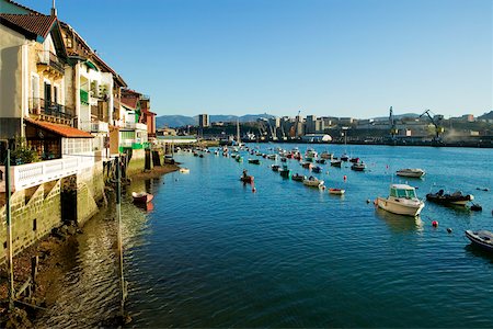 simsearch:625-01752557,k - High angle view of boats, Spain Foto de stock - Sin royalties Premium, Código: 625-00806247