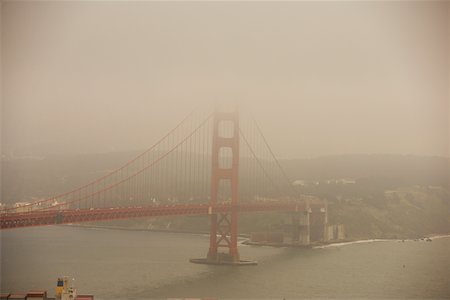 san francisco distance - Traffic moving on a bridge, Golden Gate Bridge, San Francisco California, USA Stock Photo - Premium Royalty-Free, Code: 625-00801433