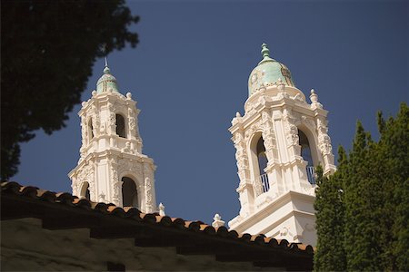 simsearch:625-01749797,k - High section view of a building, San Francisco, California, USA Stock Photo - Premium Royalty-Free, Code: 625-00801714