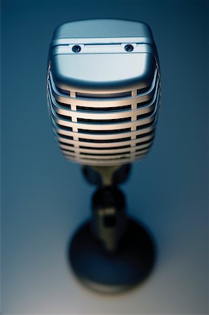 simsearch:625-00801801,k - Close-up of microphone Stock Photo - Premium Royalty-Free, Code: 625-00801898