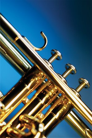 High angle view of trumpet keys Stock Photo - Premium Royalty-Free, Code: 625-00801969