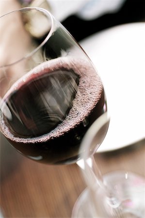 simsearch:625-00802353,k - Close-up of a glass of wine Foto de stock - Royalty Free Premium, Número: 625-00802449