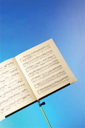 Sheet music on a stand Stock Photo - Premium Royalty-Free, Code: 625-00802822