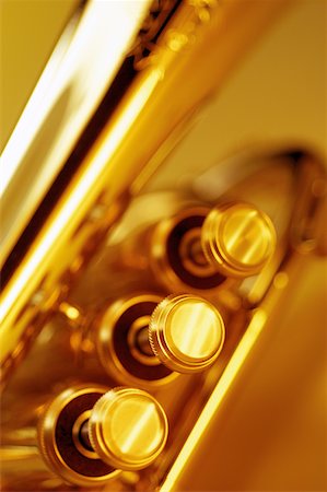 simsearch:625-00801801,k - Close-up of a trumpet Stock Photo - Premium Royalty-Free, Code: 625-00802905