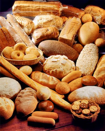 High angle view of assorted breads on a table Stock Photo - Premium Royalty-Free, Code: 625-00849104