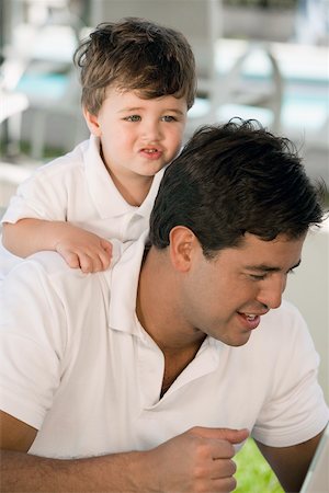 simsearch:600-06782028,k - Close-up of a father with his son Foto de stock - Sin royalties Premium, Código: 625-00849100