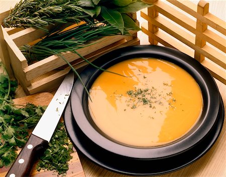 simsearch:625-00848877,k - High angle view of soup in a bowl Stock Photo - Premium Royalty-Free, Code: 625-00849372