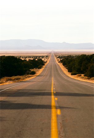 Traffic on New Mexico highway Stock Photo - Premium Royalty-Free, Code: 625-00840362