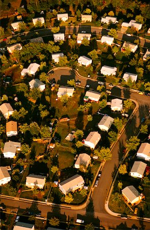 simsearch:625-00840375,k - Aerial view of small town, Dale City, VA Foto de stock - Royalty Free Premium, Número: 625-00840374