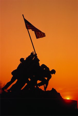 statue of liberty on the flag - Low angle view of a war memorial, Iwo Jima Memorial, Virginia, USA Stock Photo - Premium Royalty-Free, Code: 625-00840526