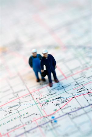 simsearch:625-01743767,k - Close-up of the figurines of two construction workers on a map Stock Photo - Premium Royalty-Free, Code: 625-00897842