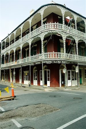 simsearch:841-02708442,k - Low angle view of the corner of a building, French Quarter, New Orleans, Louisiana, USA Stock Photo - Premium Royalty-Free, Code: 625-00898977