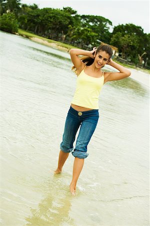 simsearch:625-00902214,k - Girl wading in water on the beach Stock Photo - Premium Royalty-Free, Code: 625-00901602