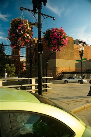 simsearch:625-00903296,k - Close-up of a car on the road, Boston, Massachusetts, USA Foto de stock - Sin royalties Premium, Código: 625-00903307