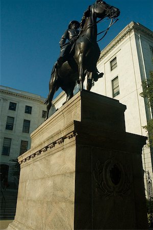 simsearch:625-00903296,k - Low angle view of a statue, Boston, Massachusetts, USA Foto de stock - Sin royalties Premium, Código: 625-00903335