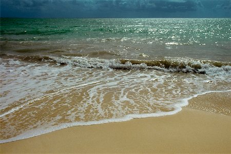 freeport bahamas - Scenic view of a beach on a sunny day, Freeport, Grand Bahamas, Bahamas Stock Photo - Premium Royalty-Free, Code: 625-01040324