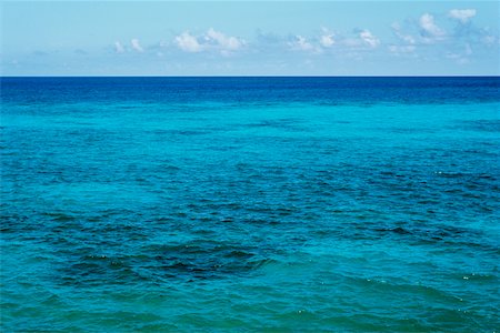 Turquoise water in a vast ocean, Bermuda Foto de stock - Sin royalties Premium, Código: 625-01040427