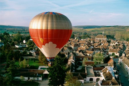 france city road and building pic - Hot-air-balloon over vineyards, France Stock Photo - Premium Royalty-Free, Code: 625-01040657