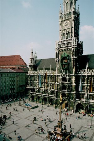 Touristes devant un bâtiment, hôtel de ville de Munich, Munich, Bavière Allemagne Photographie de stock - Premium Libres de Droits, Code: 625-01040731