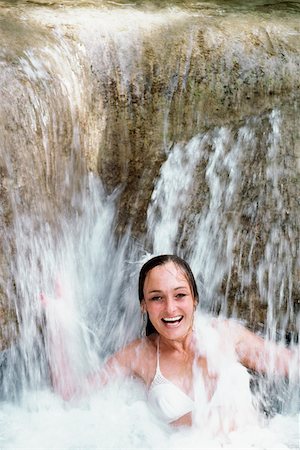 Avis de Ann Purcell sous les chutes de Dunn, Jamaïque Photographie de stock - Premium Libres de Droits, Code: 625-01040820