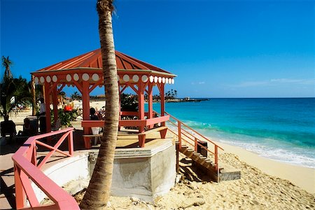 st martin - Un restaurant de bord de mer avec vue sur la vaste mer, St. Maarten, Caraïbes Photographie de stock - Premium Libres de Droits, Code: 625-01040904