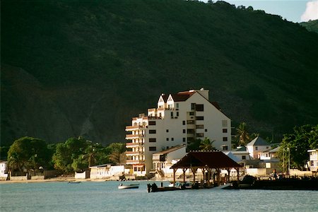st martin - View of hotel on beach on the island of St. Maarten. Foto de stock - Sin royalties Premium, Código: 625-01040919
