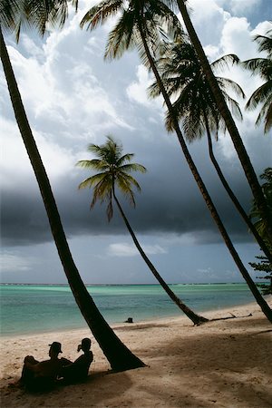 pigeon point - Blick auf einen malerischen Strand an einem wolkigen Tag, Pigeon Point, Tobago Stockbilder - Premium RF Lizenzfrei, Bildnummer: 625-01041027