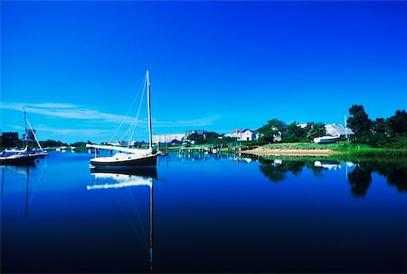 simsearch:625-01094212,k - Bateaux dans un rivière, Cape Cod, Massachusetts, USA Photographie de stock - Premium Libres de Droits, Code: 625-01094194