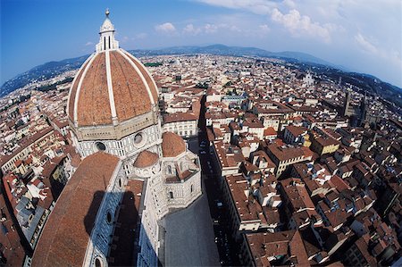 simsearch:625-01040793,k - High angle view of Duomo Santa Maria Del Fiore, Florence, Italy Foto de stock - Sin royalties Premium, Código: 625-01094551