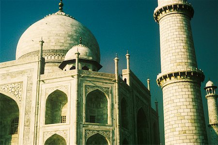 simsearch:625-01093095,k - Low angle view of a monument, Taj Mahal, Agra, Uttar Pradesh, India Foto de stock - Sin royalties Premium, Código: 625-01095028