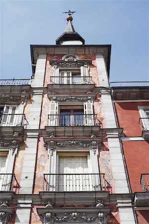 simsearch:625-00806178,k - Low angle view of a building, Madrid, Spain Stock Photo - Premium Royalty-Free, Code: 625-01096369