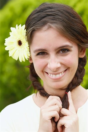 simsearch:625-01748196,k - Porträt einer jungen Frau, Lächeln Stockbilder - Premium RF Lizenzfrei, Bildnummer: 625-01096597