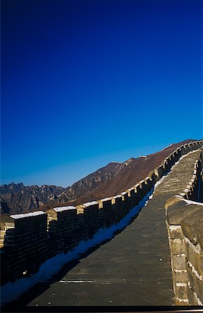 simsearch:625-01092370,k - Enceinte fortifiée en passant par les montagnes, grande muraille, Chine Photographie de stock - Premium Libres de Droits, Code: 625-01098306