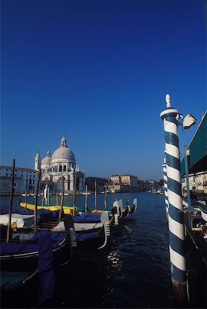 docked gondola buildings - Basilica at the waterfront, Santa Maria Della Salute, Venice, Veneto, Italy Stock Photo - Premium Royalty-Free, Code: 625-01098418