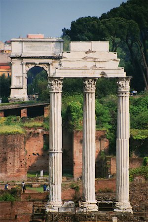 simsearch:400-07574288,k - Columns of an old ruin, Roman Forum, Rome, Italy Stock Photo - Premium Royalty-Free, Code: 625-01098607