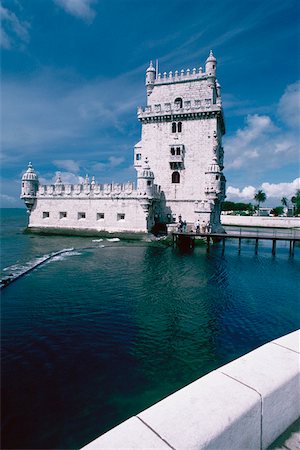 simsearch:625-01095210,k - La tour dans une rivière, la tour de Belem, Lisbonne, Portugal Photographie de stock - Premium Libres de Droits, Code: 625-01098642