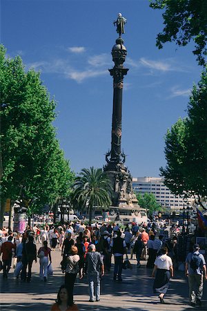 Crowd near a monument, Columbus Monument, Barcelona, Catalonia, Spain Foto de stock - Royalty Free Premium, Número: 625-01098667