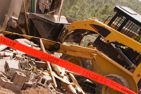 simsearch:625-01097231,k - Bulldozer breaking down a building Stock Photo - Premium Royalty-Free, Code: 625-01093350