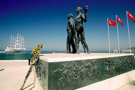 simsearch:625-01249614,k - Statues at a monument with flags of Turkey, Monument of Ataturk and Youth, Kusadasi, Turkey Stock Photo - Premium Royalty-Free, Code: 625-01251628
