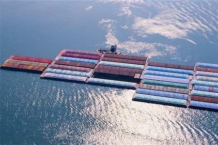 Barge traffic on the Mississippi Rive, New Orleans Stock Photo - Premium Royalty-Free, Code: 625-01251648