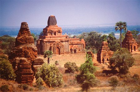 simsearch:625-01261381,k - Erhöhte Ansicht der alten Ruinen von Pagoden, Bagan, Myanmar Stockbilder - Premium RF Lizenzfrei, Bildnummer: 625-01264697
