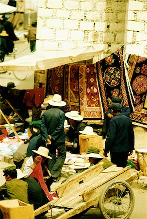 simsearch:625-01252082,k - Group of people in a market, Lhasa, Tibet, China Foto de stock - Sin royalties Premium, Código: 625-01264711