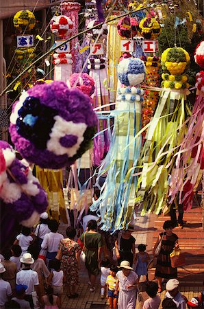 High angle view of a group of people in a traditional festival, Tanabata Festival, Sendai, Miyagi Prefecture, Japan Fotografie stock - Premium Royalty-Free, Codice: 625-01265004