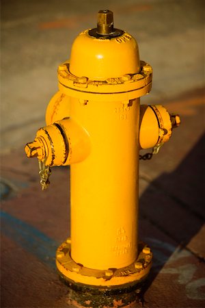 Close-up of a fire hydrant Fotografie stock - Premium Royalty-Free, Codice: 625-01260683