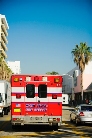 fire truck - Camion de pompier sur la route, Miami, Floride, USA Photographie de stock - Premium Libres de Droits, Code: 625-01260858