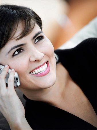 simsearch:625-01097695,k - Close-up of a businesswoman talking on a mobile phone Foto de stock - Royalty Free Premium, Número: 625-01261171