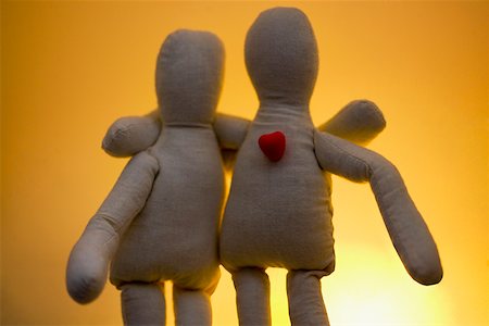 Close-up of two stuffed toys with arms around each other Foto de stock - Sin royalties Premium, Código: 625-01262399