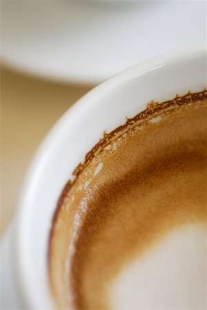 simsearch:625-01095569,k - High angle view of a cup of coffee Foto de stock - Sin royalties Premium, Código: 625-01262803