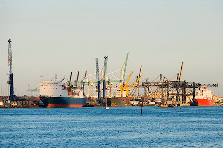 Cranes at a port Stock Photo - Premium Royalty-Free, Code: 625-01262838