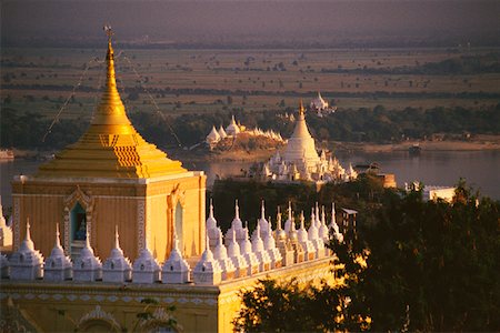 simsearch:625-01261381,k - Erhöhte Ansicht einer Pagode, Sagaing, Myanmar Stockbilder - Premium RF Lizenzfrei, Bildnummer: 625-01263373